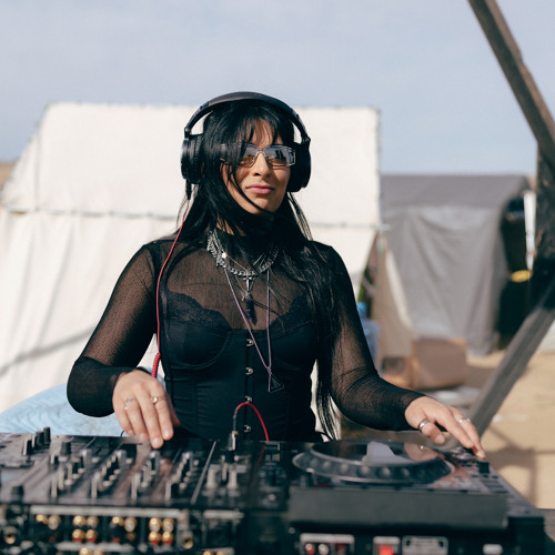 NISHPAN live @ Jackson Tree in the Mojave Desert