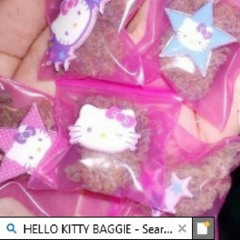 HELLO KITTY BAGGIE W/ NIQBO (@swaglikejoms insta)
