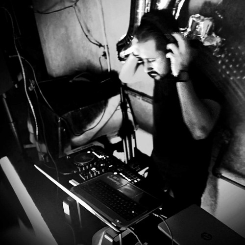 Stream Dj Set Deep House Mayo 2022 Profm by Profm Dj Listen online