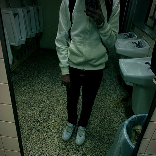 aL•t
