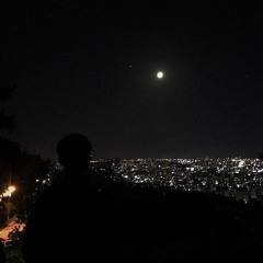 واثـاري حـُبنا كـِذبـه