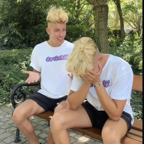 𝓘𝓽'𝓼 𝓶𝔂 𝓹𝓪𝓻𝓽𝔂 𝔁 𝓹𝓲𝓽𝔂 𝓹𝓪𝓻𝓽𝔂