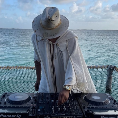 Kevin Nuñez | Latin Deep House Mix 2022 | By EPHIMERA Tulum ​