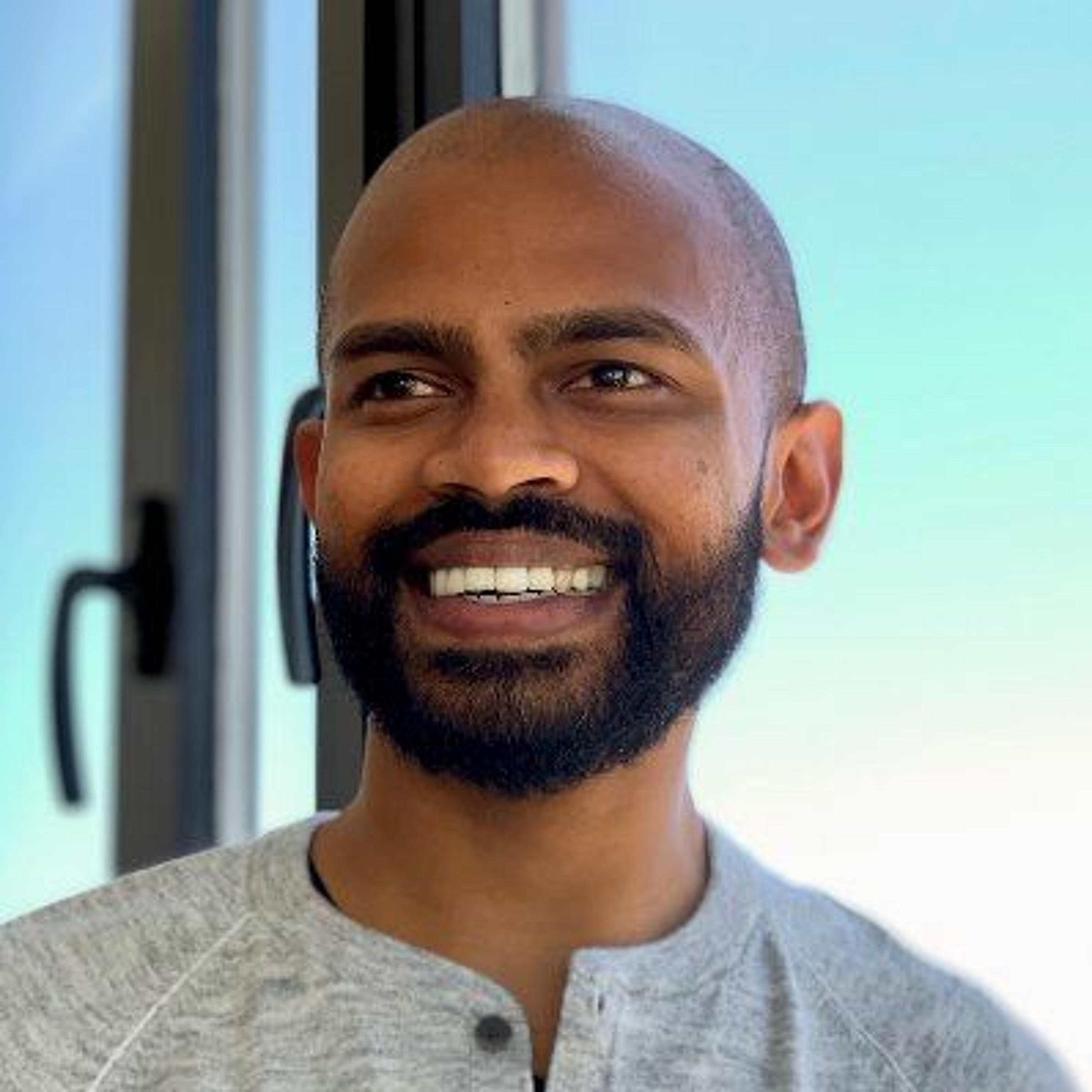 cover of episode Ashwin Kumar, Stripe Head of Startups for Banking-as-a-Service - On building embedded finance