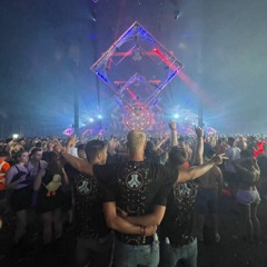 DEFQON.1 AFTER SET - STINTET