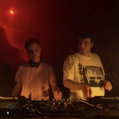 Fred again.. & Four Tet Live set Toronto, Canada (YZD Hanger)