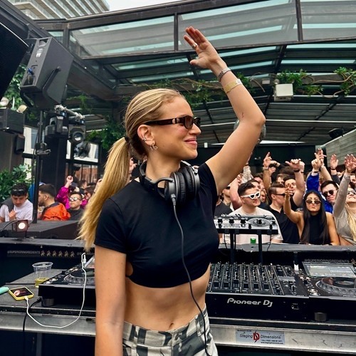 YOU GO I GO • JACKIE HOLLANDER (YNØT REMIX)