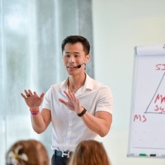 LinkedIn Personal Branding: Tim Han's Guide to Career Growth!