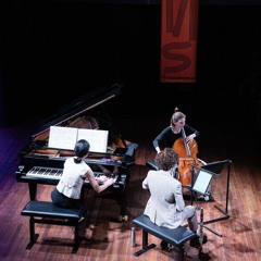 moug (2024) Trio Catch