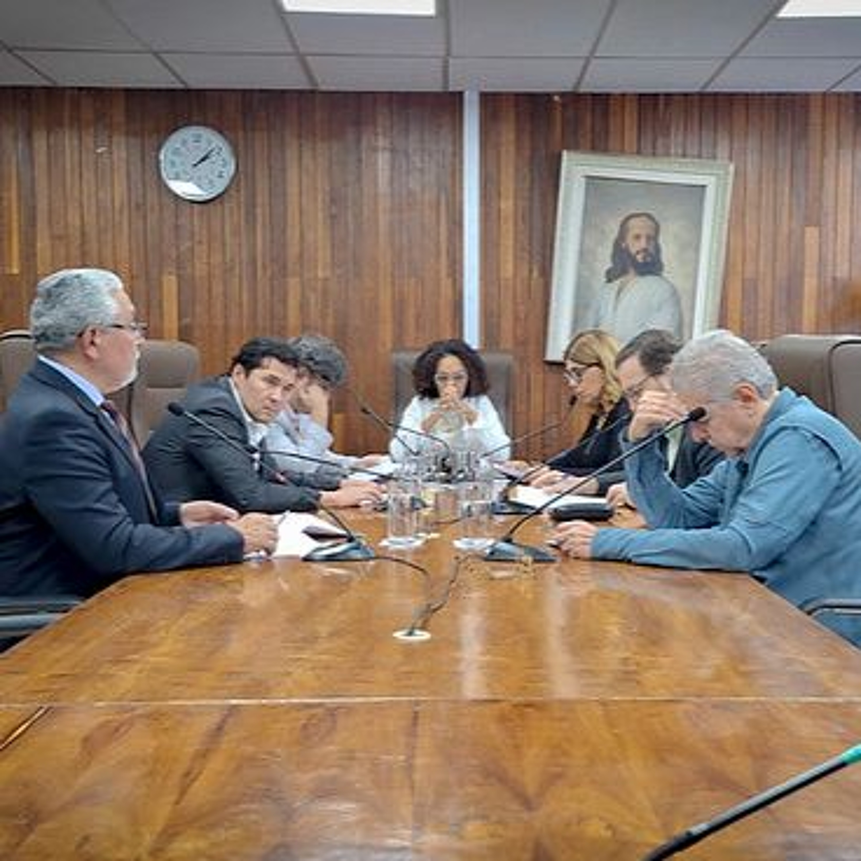 16.04.2026 = COMISSÃO DE EDUCAÇÃO DISCUTIU CONVOCAÇÃO DE APROVADOS EM CONCURSOS PÚBLICOS episode artwork