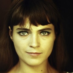 kati ft jenci-hamisfény