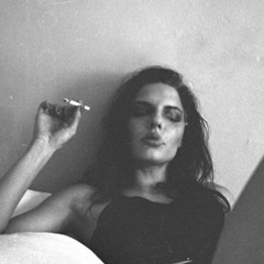 ‎⁨يانجوم الليل أنا وحدي.