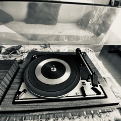 Elegance - Leo & SaY