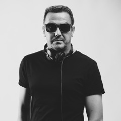 James Hold at home 16-11-2025