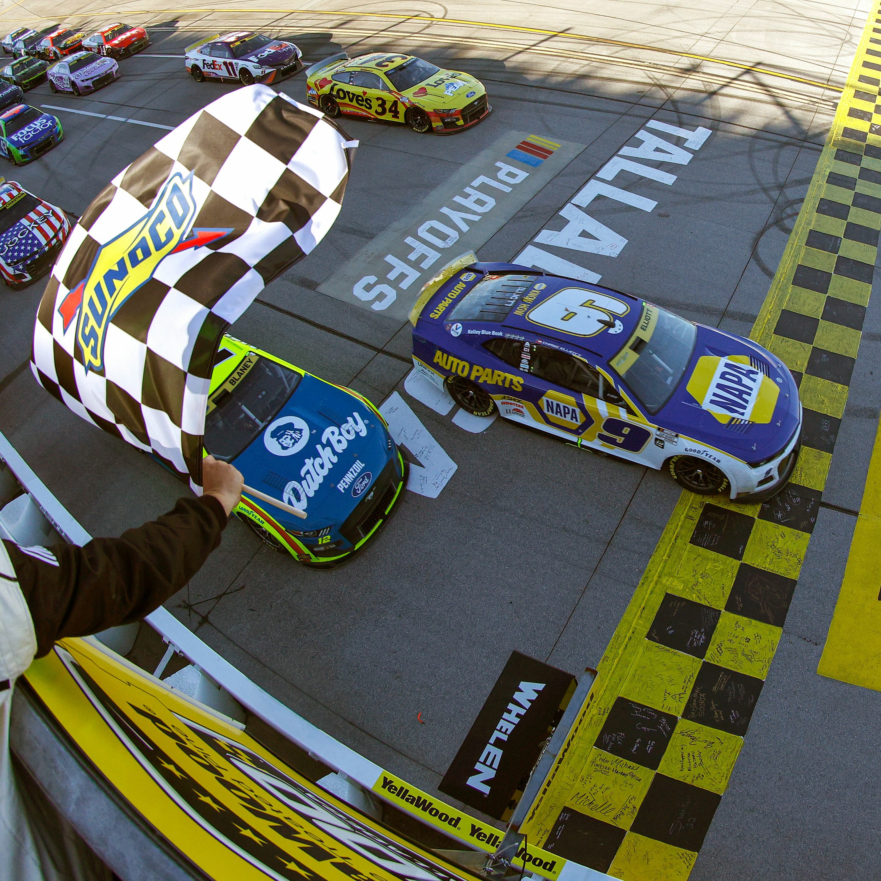 Chase Elliott Talladega Winner 10/03/2022