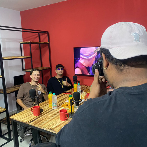 VAI NOVINHA X TRAPFUNK - MC BRENIN DO SM, MC GEDAI ( DJ GL DE JG & DJ JV DU JG ) BEATZIN GALINHAGEMM