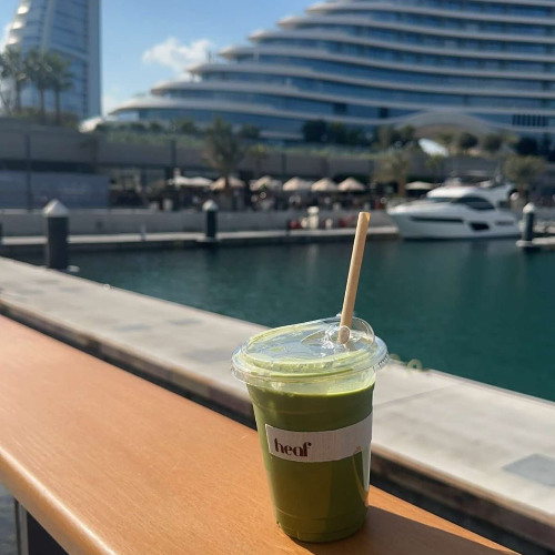 -عايل بياع حجي