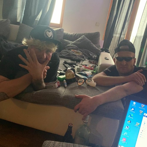 Kannadiss & Hunnel Live - Leichenfund Im Muttermund  2k21