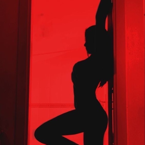 BAD BIHHH FT. A.J. Bray, Lona, Sam Lee, Gxzr