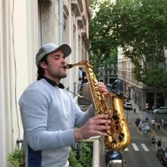 I like to move the saxophone