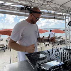 funny hour at roxxy beach sint maarten 🇸🇽