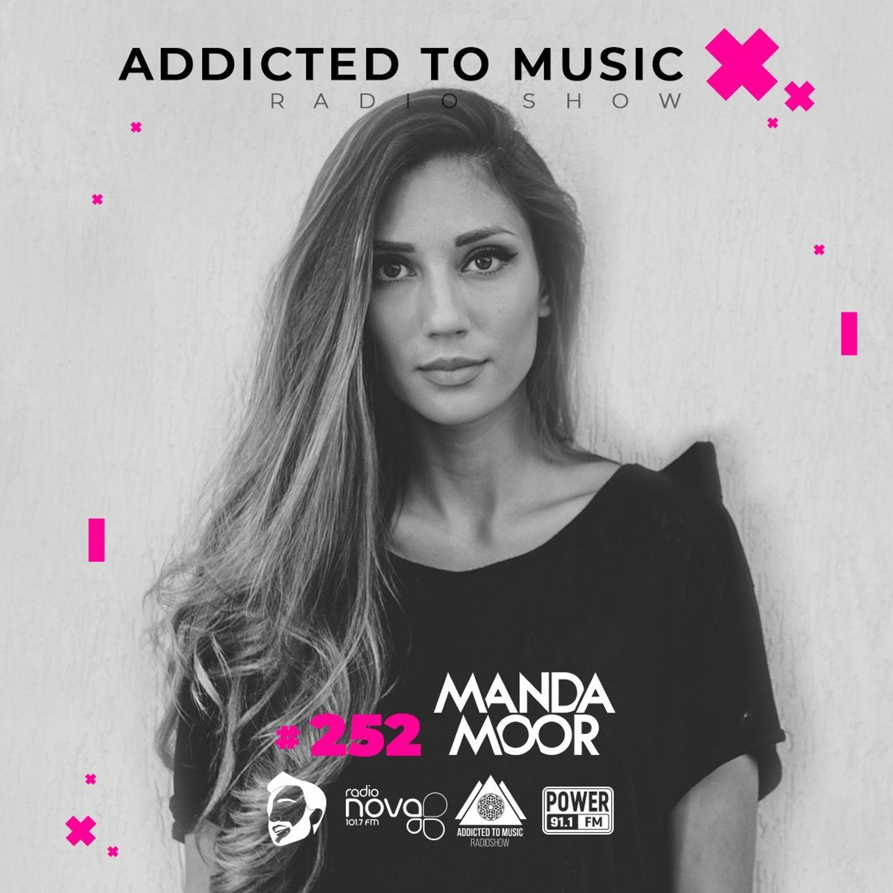 Manda Moor - World Up Radio Show #252 episode artwork
