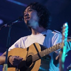 Pamungkas - One Only (Live At Flying Solo Tour Chapter Jogja)