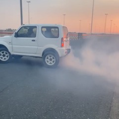 حبيبي قلبي نزل دمعي على شانك !!