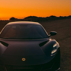 نوره العميري - الاذاعه