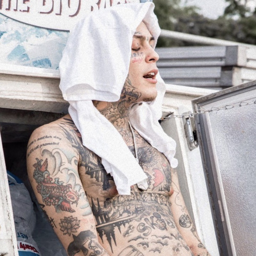 LIL SKIES