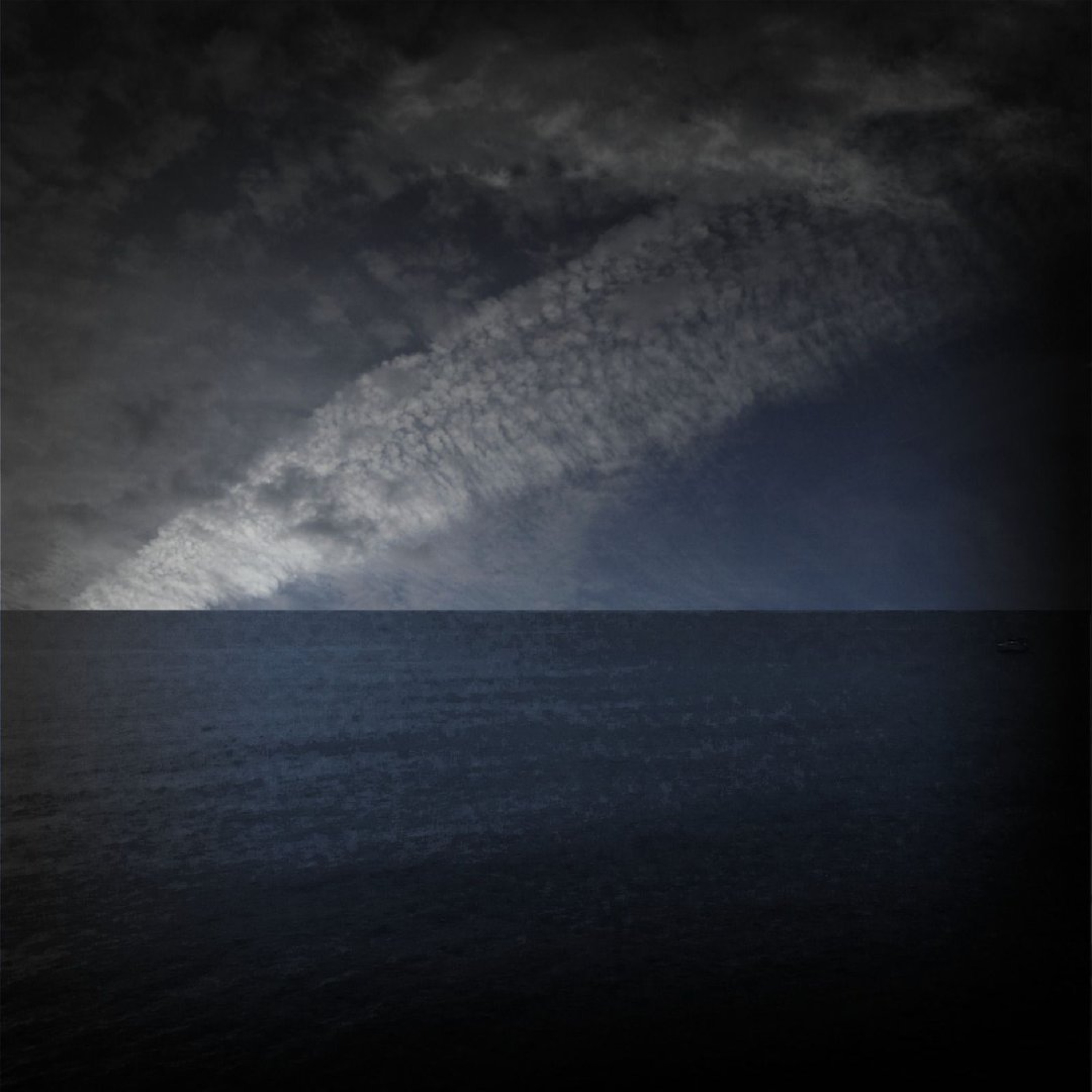 In The Immensity Of The Sea episode artwork