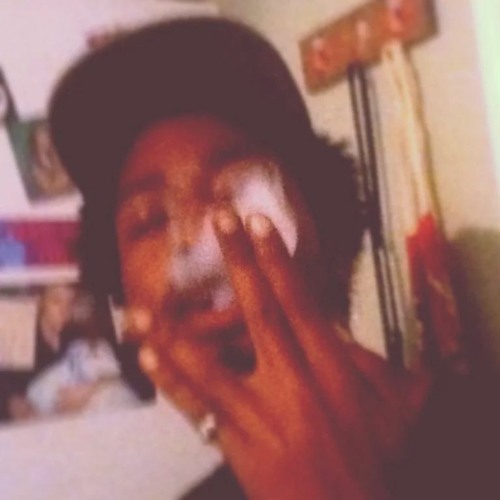 Yung Bruh D R E A M O U T