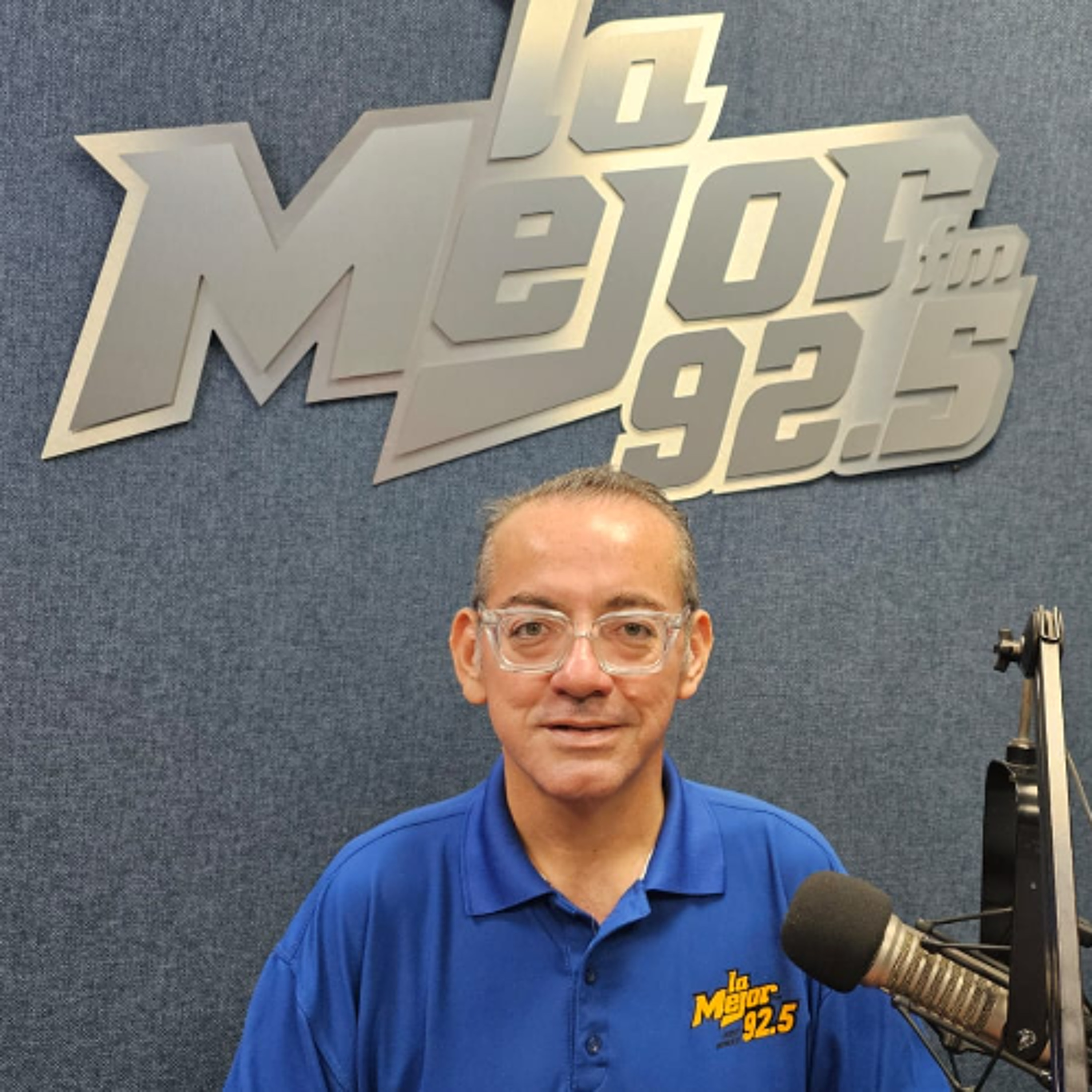 Comentario de Max Cortés:No sirven los quirófanos del ISSSTE en Colima; los trabajos de la autopista son "una cochinada" episode artwork