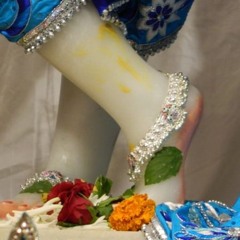7- Satsang In B.V.Hall By Meena Nanjee Mātāji