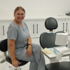 ВРЕМЯ ДЕЛАТЬ - CLINICA DENTAL LA CAMPANA Интервью с Еленой Виноградовой