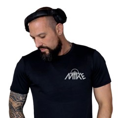 mike 6 agosto