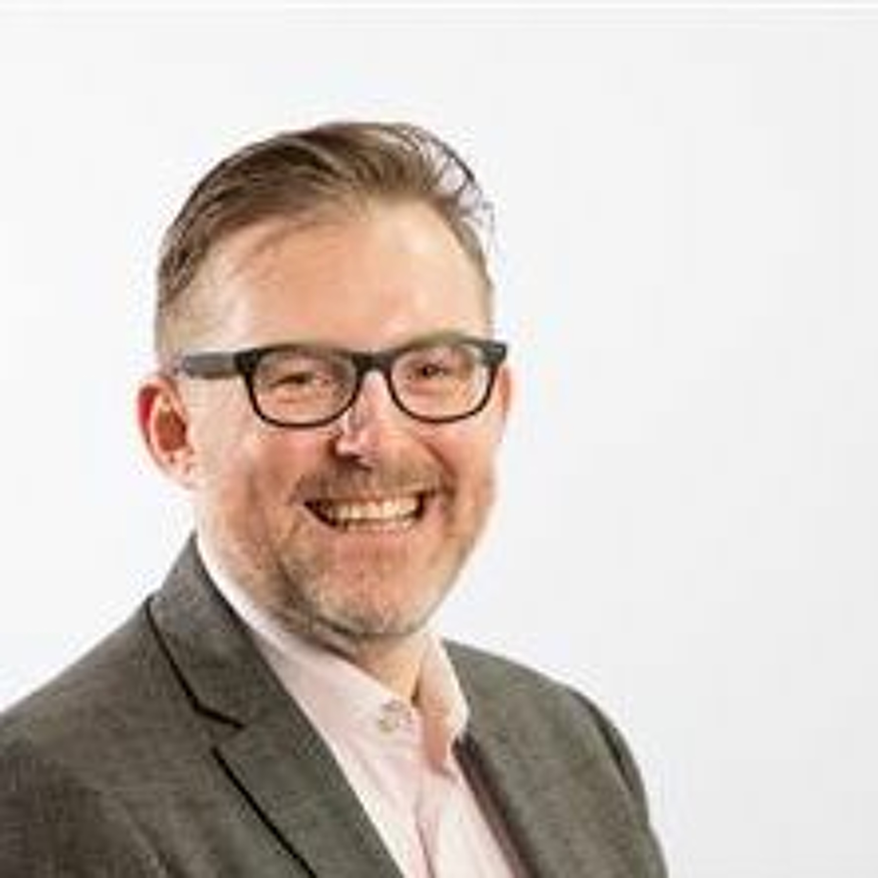 #324: Leading the Largest F&A Shared Service in the World with Stephen Sutcliffe episode artwork
