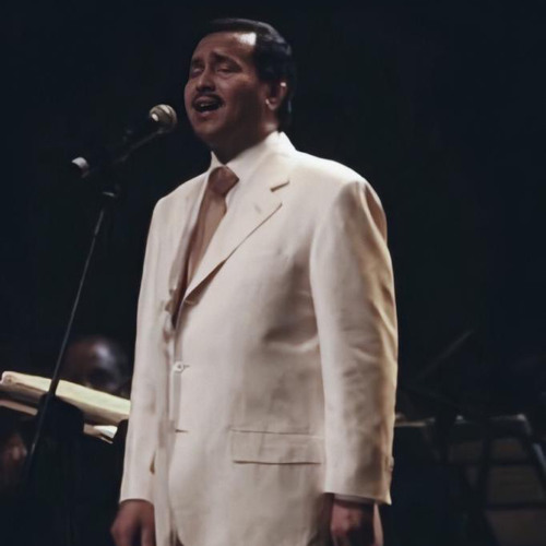 غلط تفسيرك لشوقي.. غرامك  مُنيتي و ذوقي و لكن كيف أعبر لك و عالم ترفض شروقي ؟