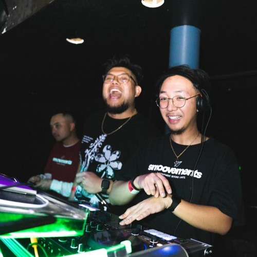 Warren Neil live at 1015 Folsom (Support for Channel Tres)