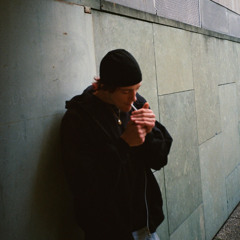 ROTE AUGEN LÜGEN NICHT