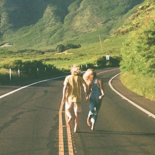 I follow rivers (Lykke Li) x People (Libianca)