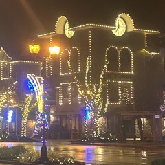 Money like monopoly (elisxxv)