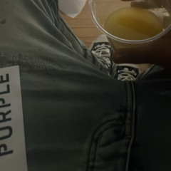 Selly - too many hoes