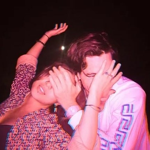 Easy :) x I Do (DJ Trackpad Mashup)