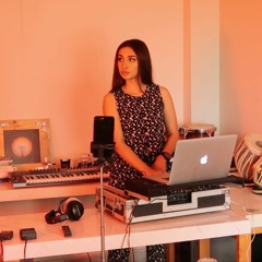 Quarantine Live Home Sessions 001 | Hira Tareen