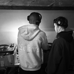 In the futur gabber 1OO% vinyl ft akcel