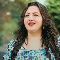 مستنيك..  انجى سمير