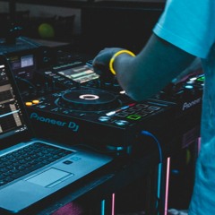 Fredagsmixen (MaxMashups) Live Mix