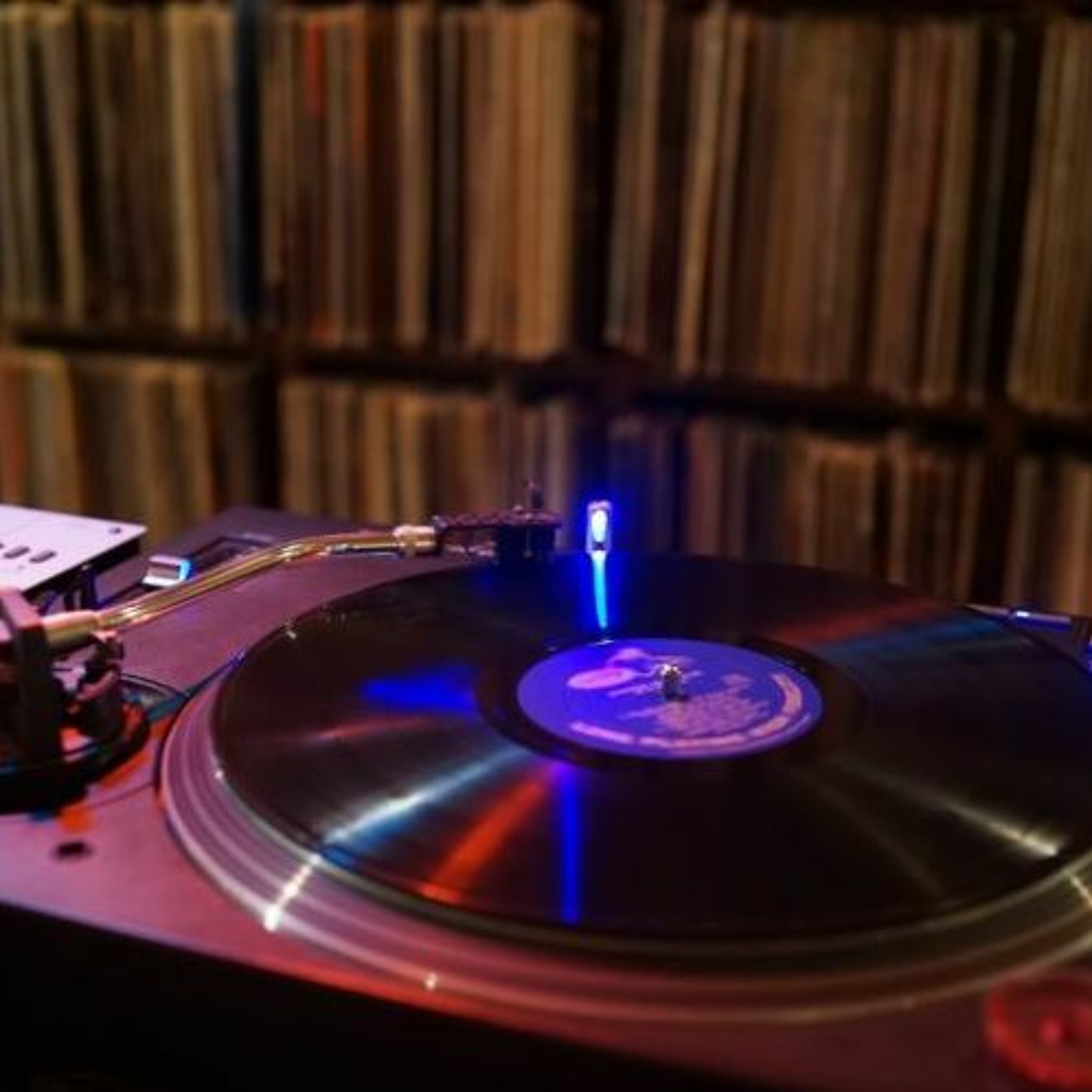 DJ Frankie Dee