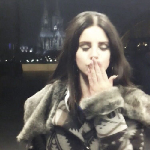A&W - Lana Del Rey (bass boost)